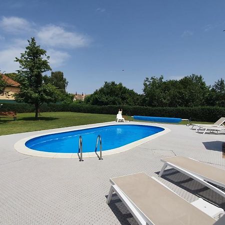 Villa Mons Aureus Baranyabán Kültér fotó