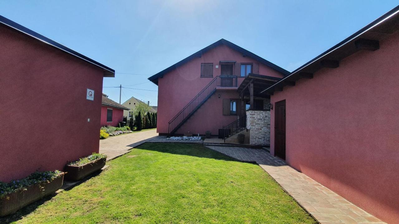 Villa Mons Aureus Baranyabán Kültér fotó